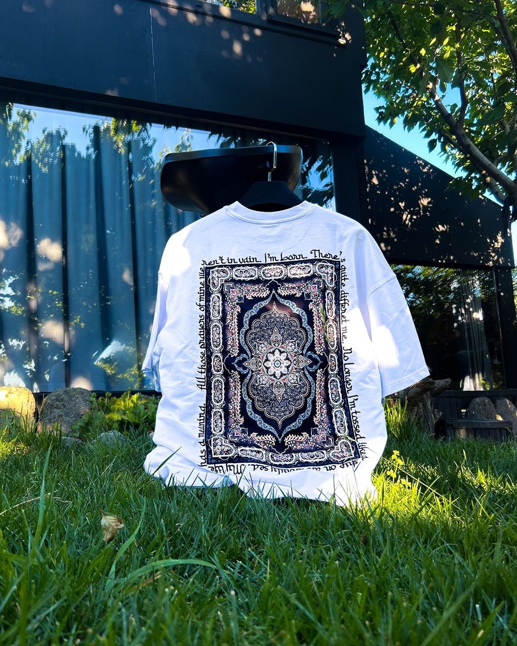 Luxury Oversize Printed T-Shirt – Bold & Modern Streetwear